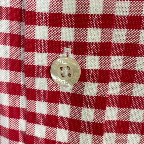 Brooks Brothers Red Checkered Casual Button Down Shirt - Picture 4 of 8